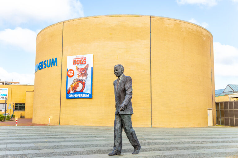 Mandela Monument: "Long Walk to Freedom" Por nikitamaykov