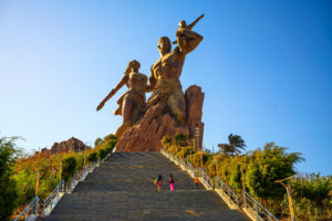 Monumento del renacimiento, Dakar, Senegal. Por Nick Fox para Adobe Stock